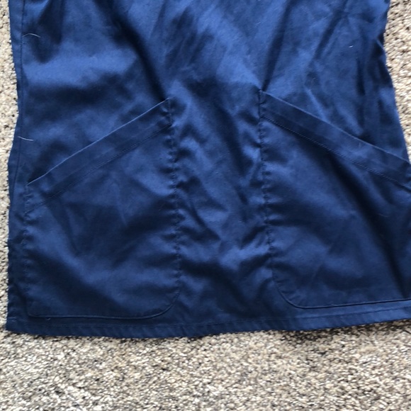 Scrub Top - Picture 2 of 4